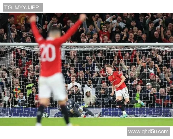 狼队与曼联激战正酣比赛直播全程回顾与精彩瞬间分析