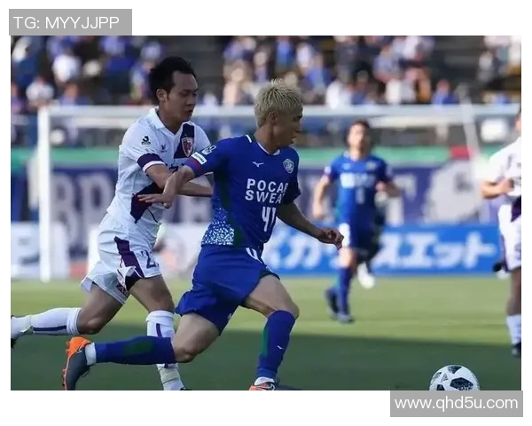 FC琉球迎战山形山神展开激烈对决期待精彩瞬间与精彩进球的碰撞